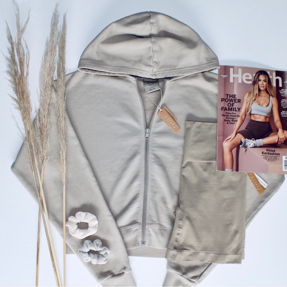 SKIMS Outdoor Zip Up